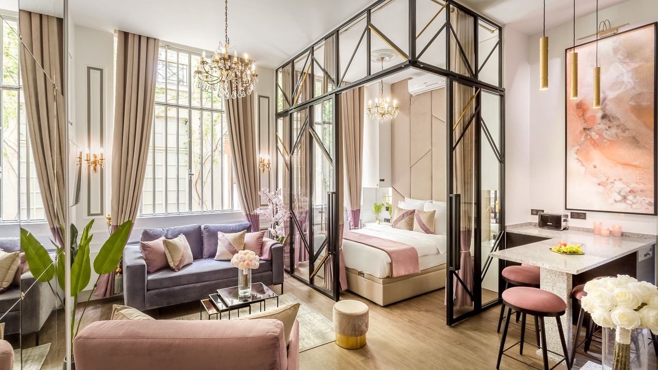 Photo of Bedroom in 3rd Arrondissement