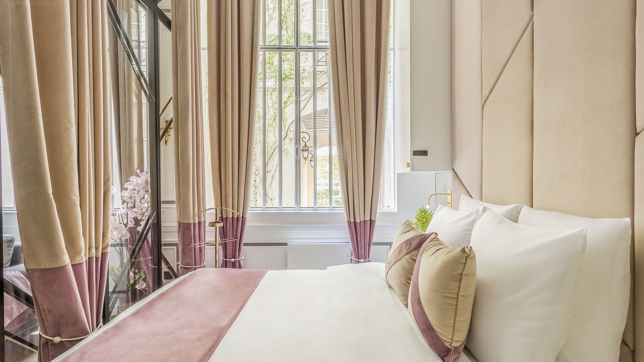 Photo of Bedroom in 3rd Arrondissement