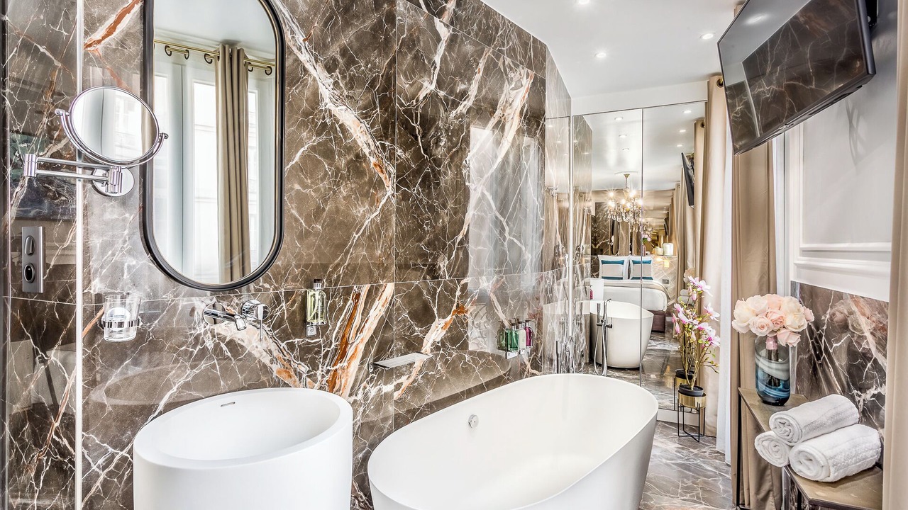 Photo of Bathroom in Les Halles