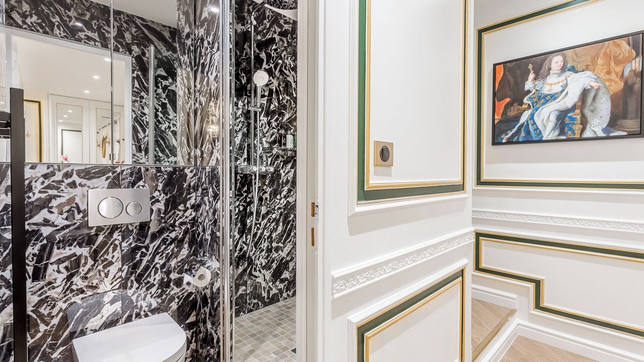 Photo of Bathroom in Les Halles