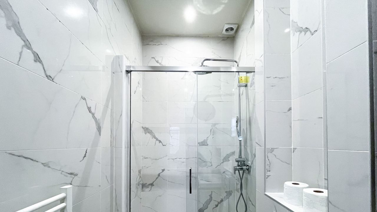 Photo of Bathroom in 8th Arrondissement