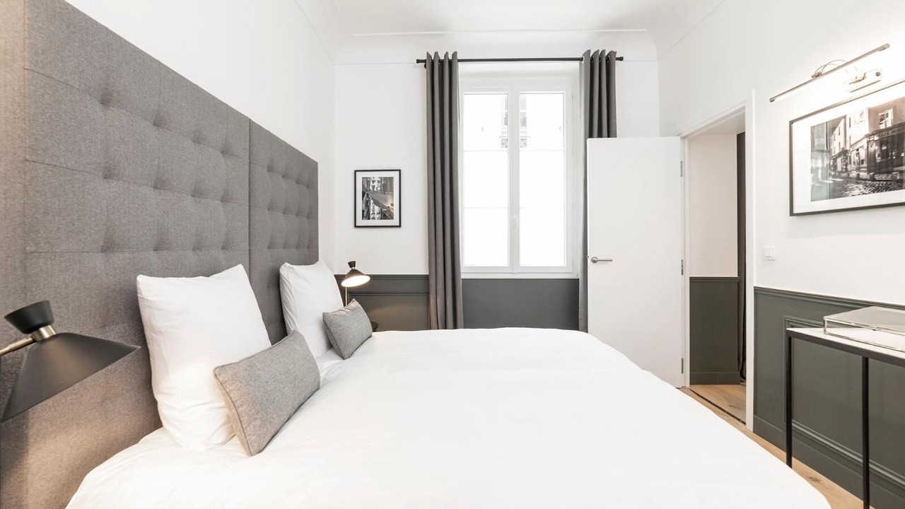 Photo of Bedroom in Quartier du Faubourg-Montmartre