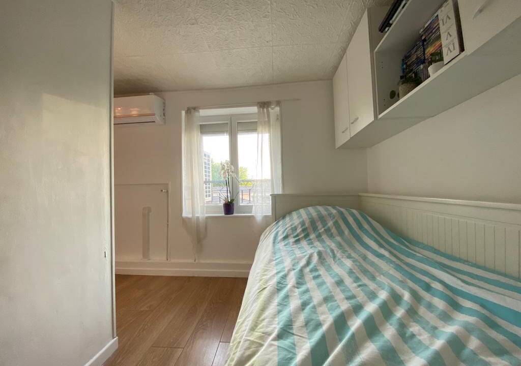 Photo of Bedroom in Roissy-en-France