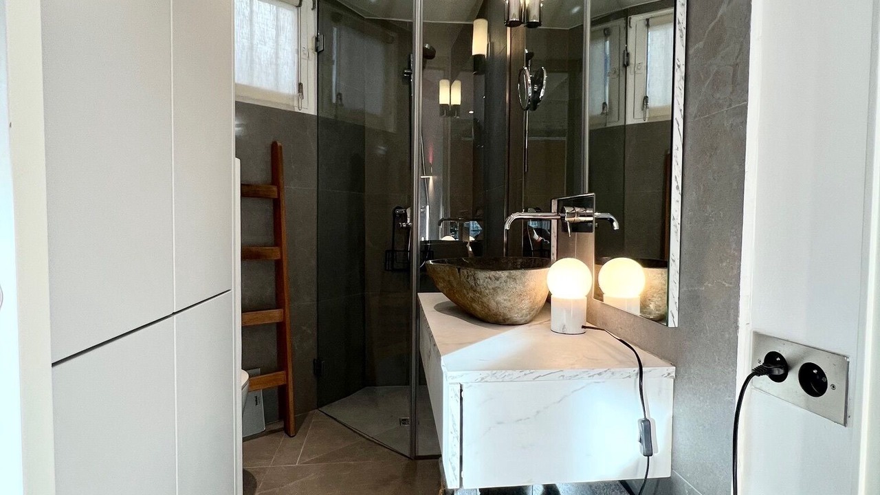 Photo of Bathroom in Quartier Sainte-Avoye