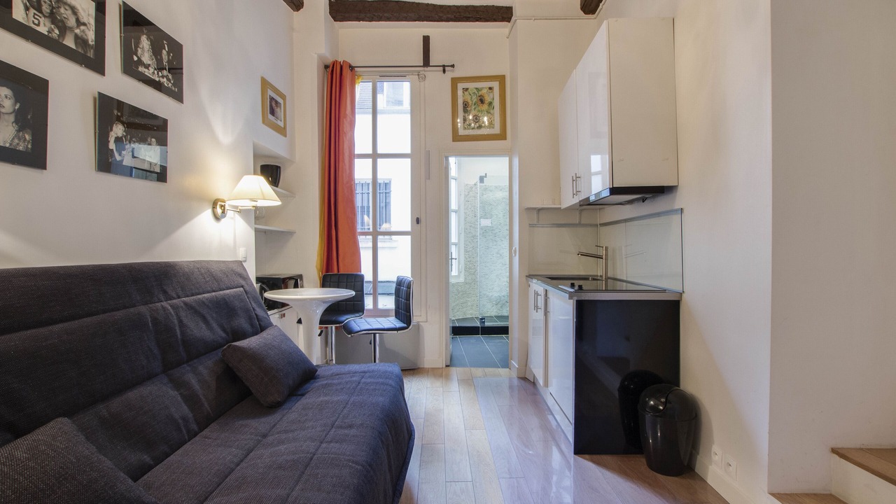 Photo of Livingroom in Quartier de la Folie-Mericourt
