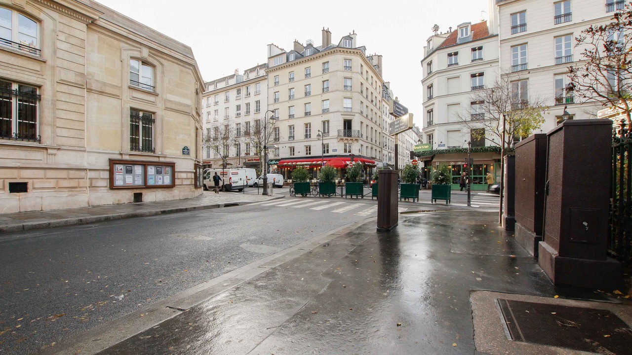 Photo of Others in Quartier de la Folie-Mericourt