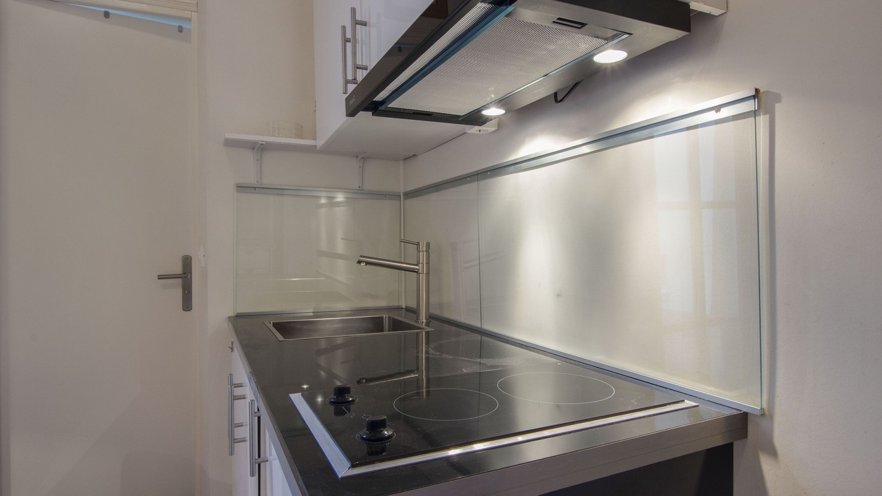 Photo of Kitchen in Quartier de la Folie-Mericourt