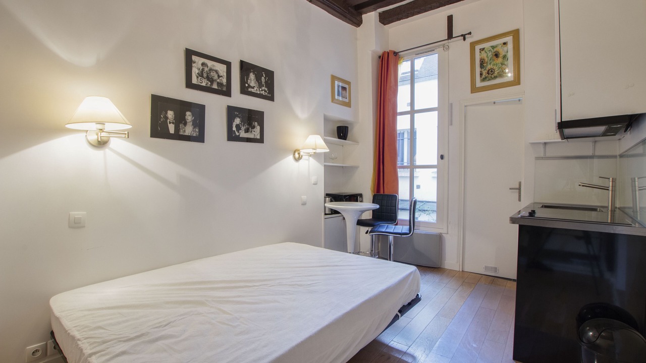 Photo of Bedroom in Quartier de la Folie-Mericourt