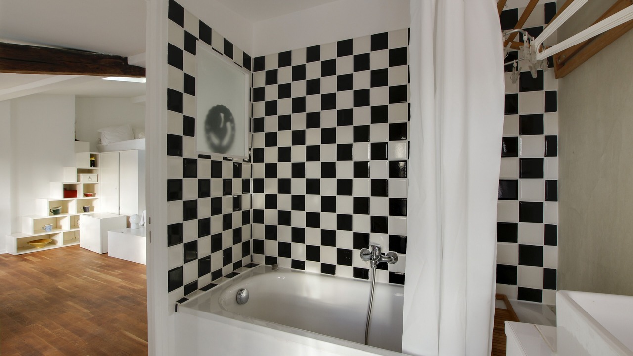 Photo of Bathroom in Enfants-Rouges
