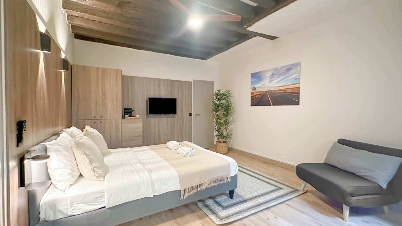 Photo of Bedroom in Arts-et-Metiers