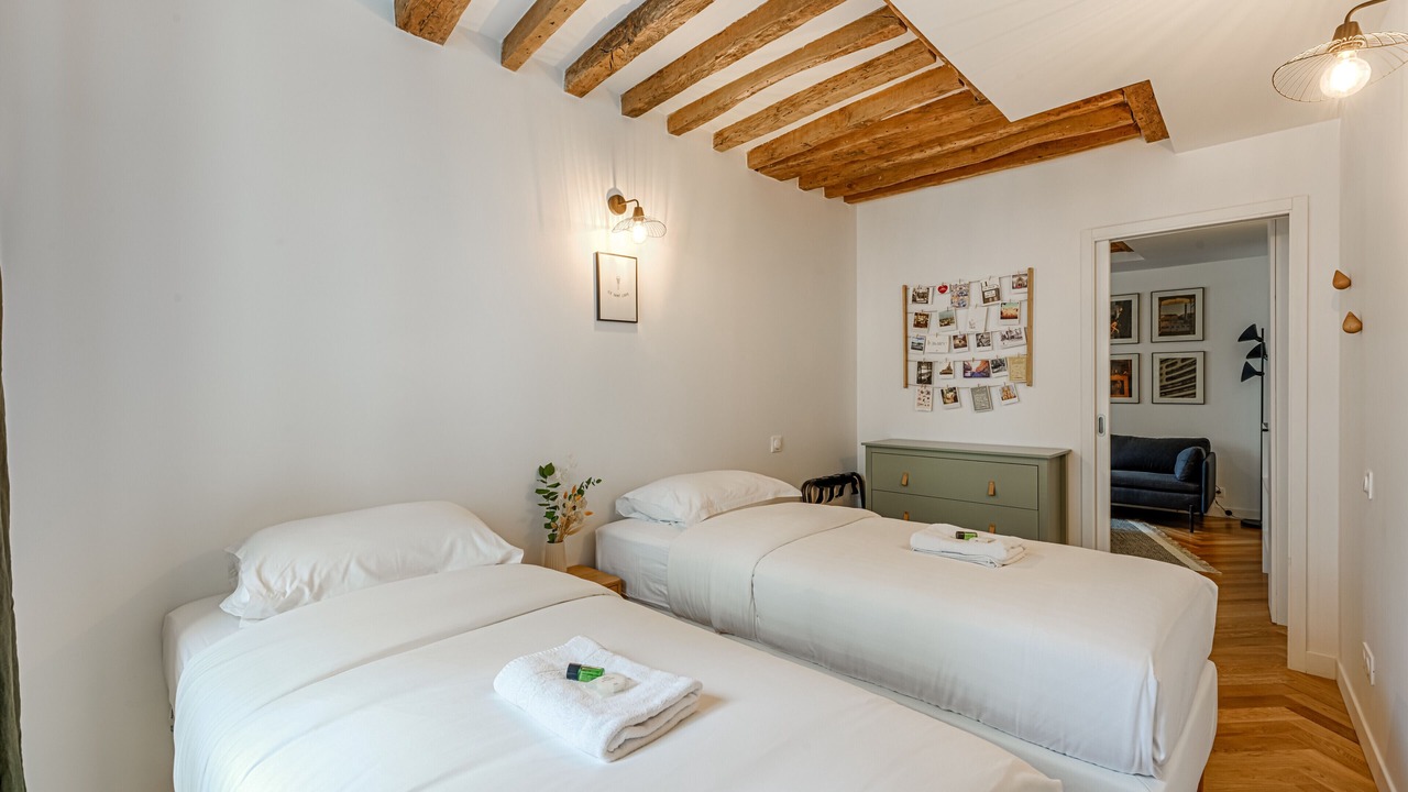 Photo of Bedroom in Val-de-Grace