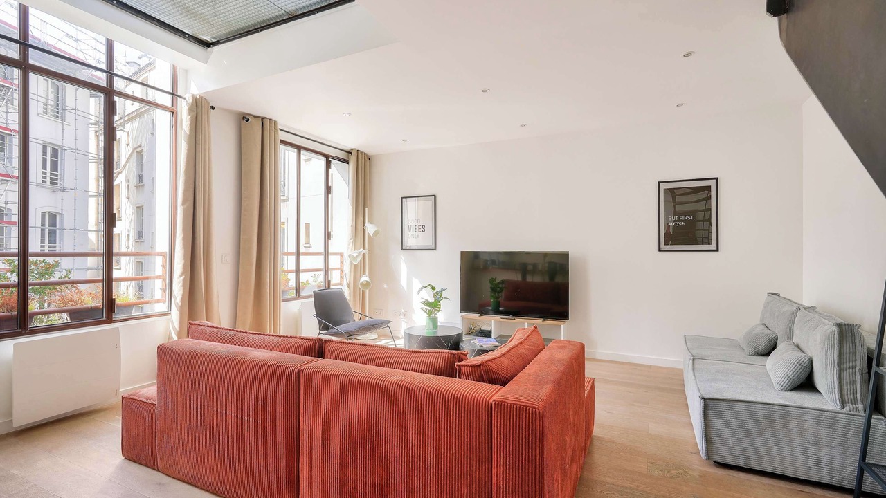 Photo of Livingroom in 11th Arrondissement