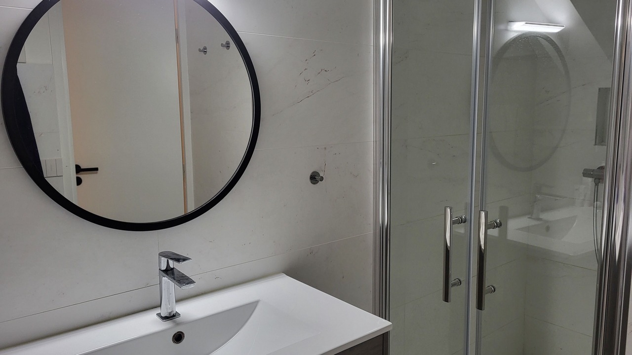 Photo of Bathroom in Garches