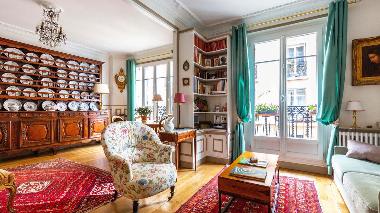 Photo of Livingroom in 15th Arrondissement