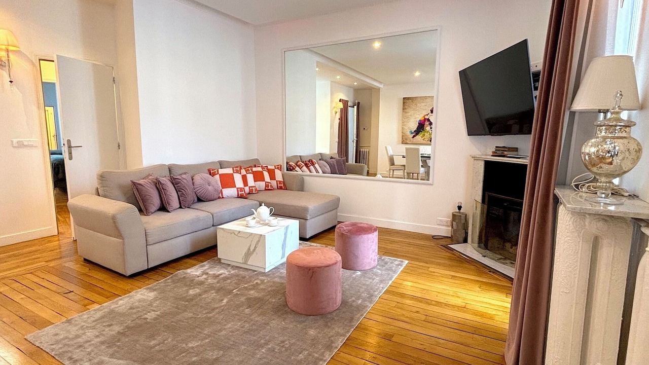 Photo of Livingroom in Passy