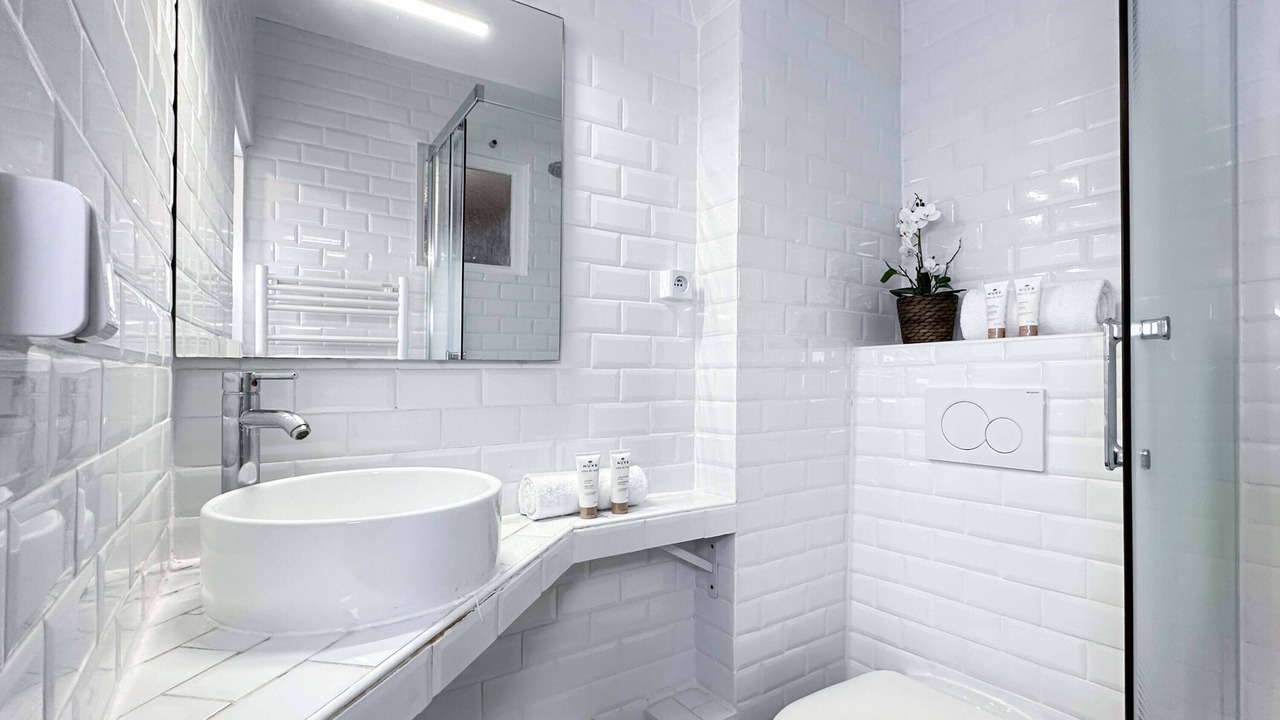 Photo of Bathroom in Passy