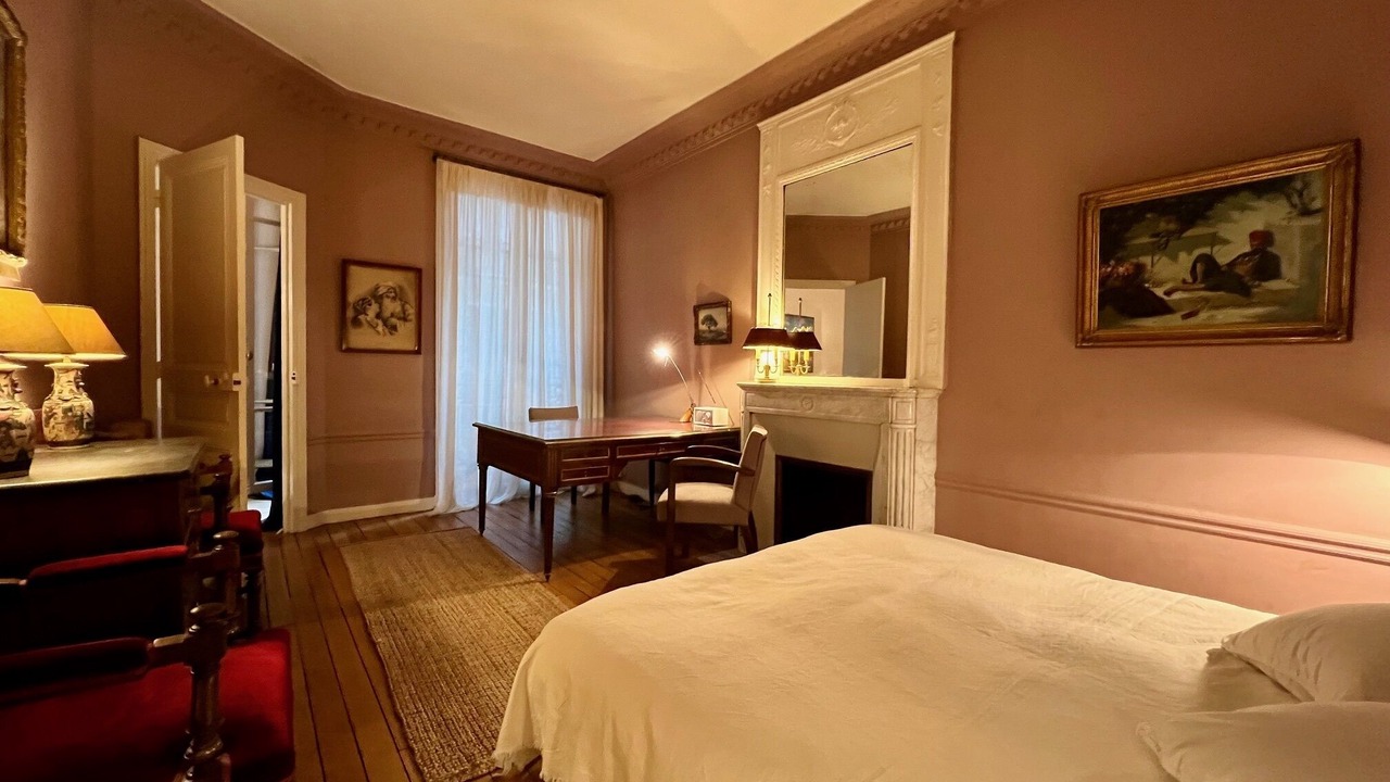 Photo of Bedroom in Passy