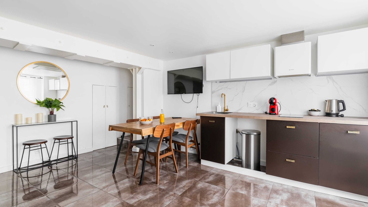Photo of Kitchen in Combat