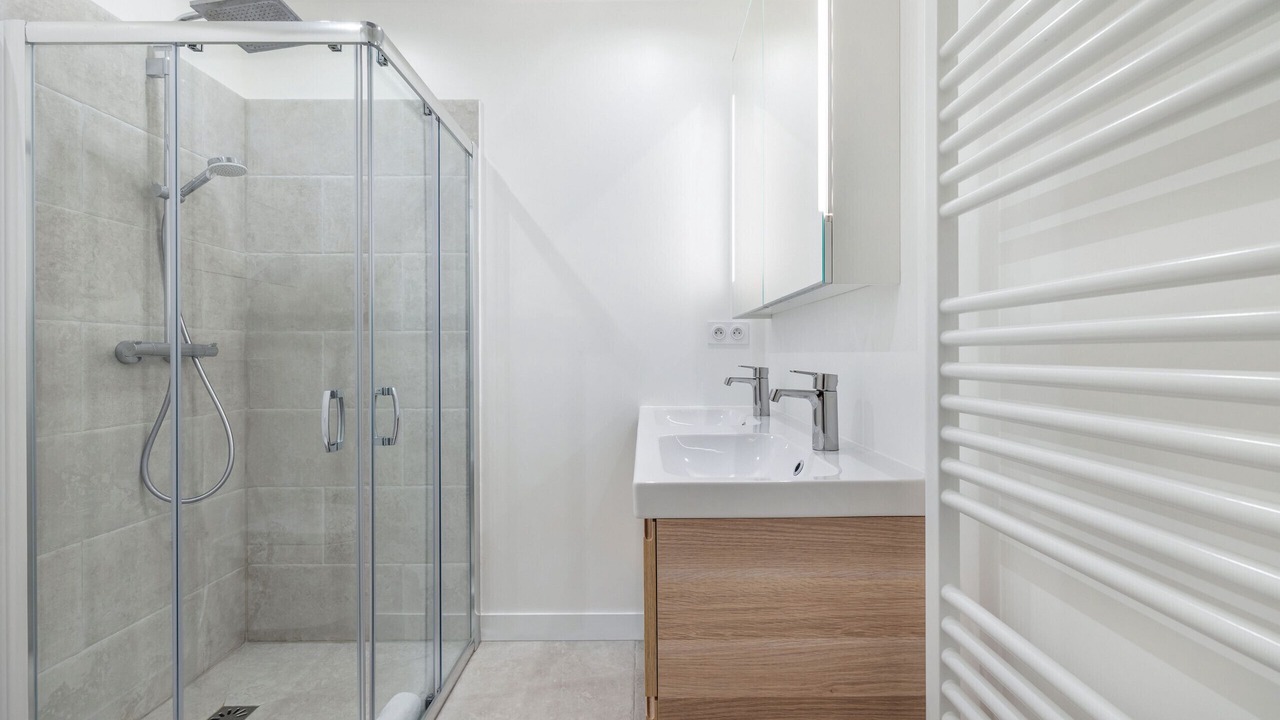 Photo of Bathroom in Arsenal