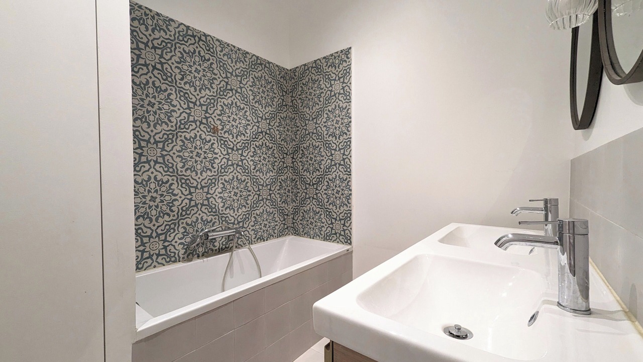 Photo of Bathroom in Madeleine
