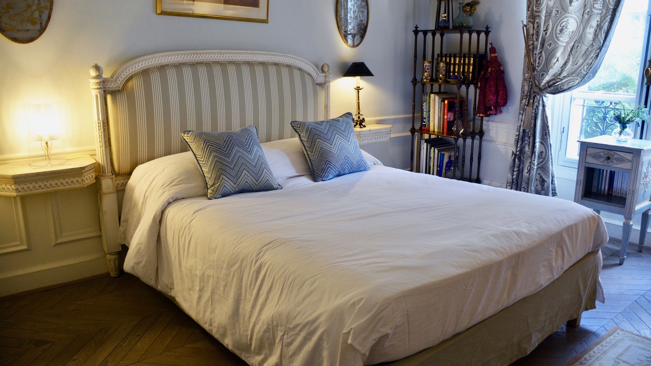 Photo of Bedroom in Chaillot
