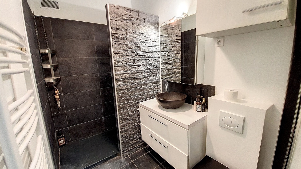 Photo of Bathroom in Vignerons