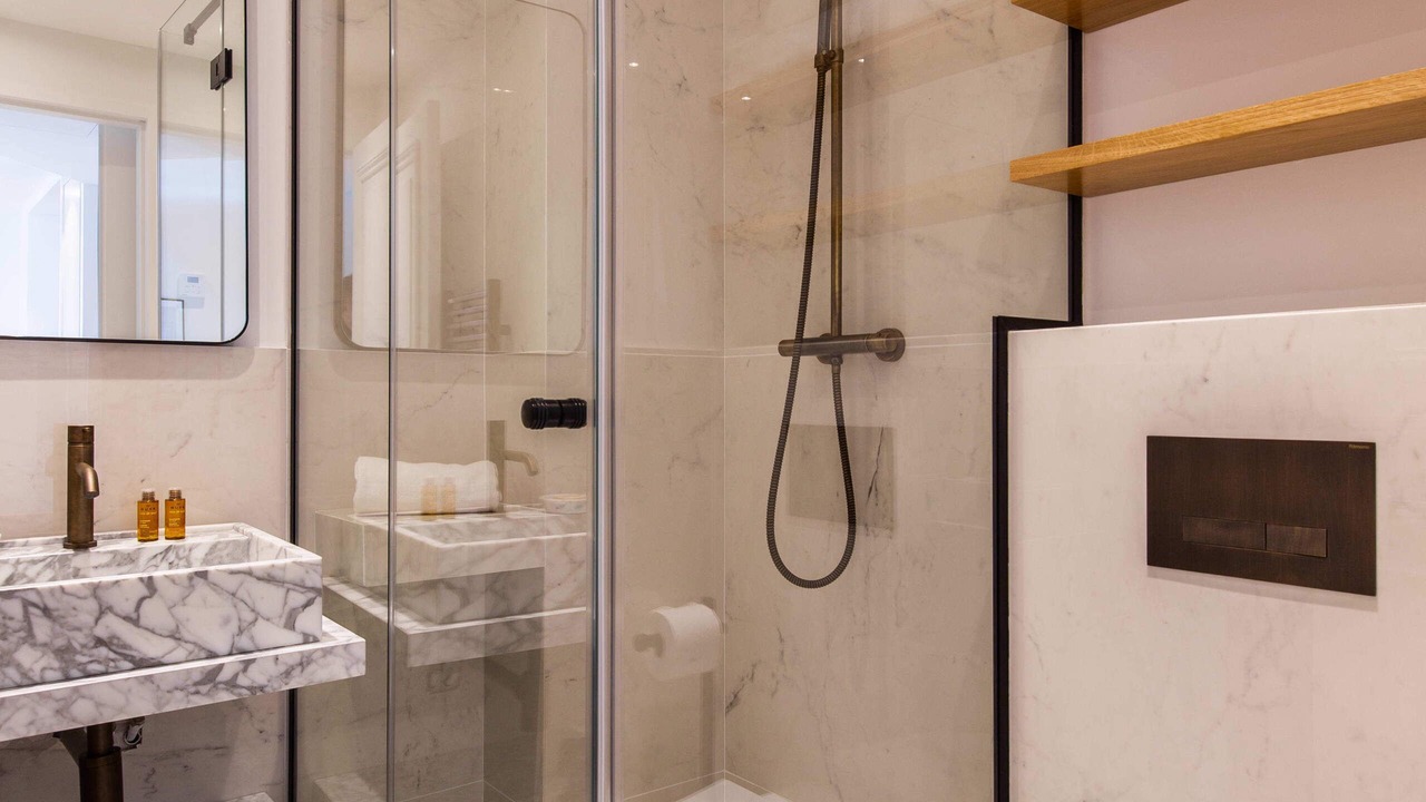 Photo of Bathroom in Pigalle