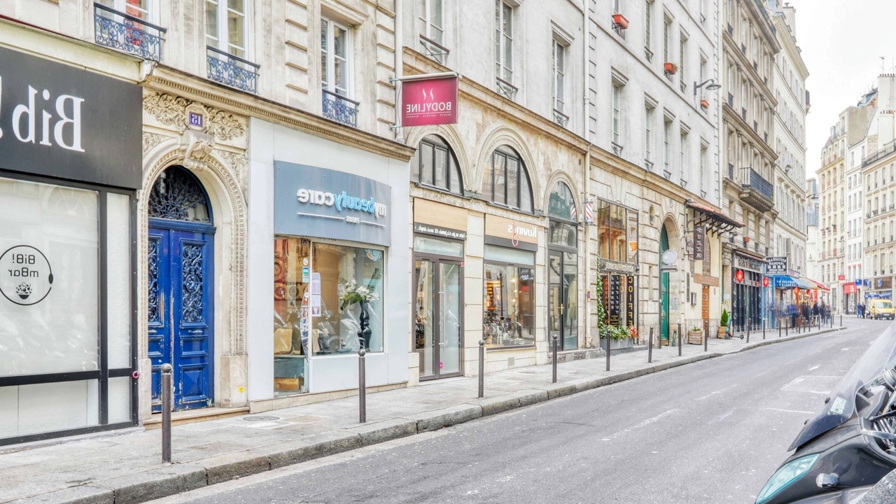 Photo of Others in 9th Arrondissement