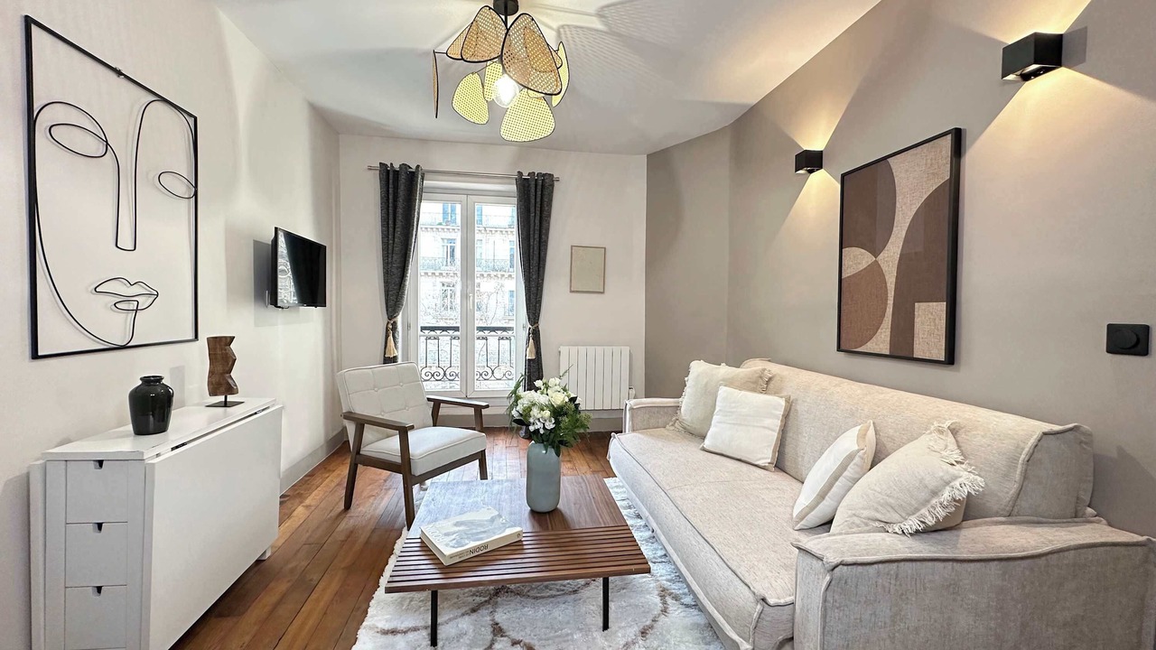 Photo of Bedroom in Chaillot