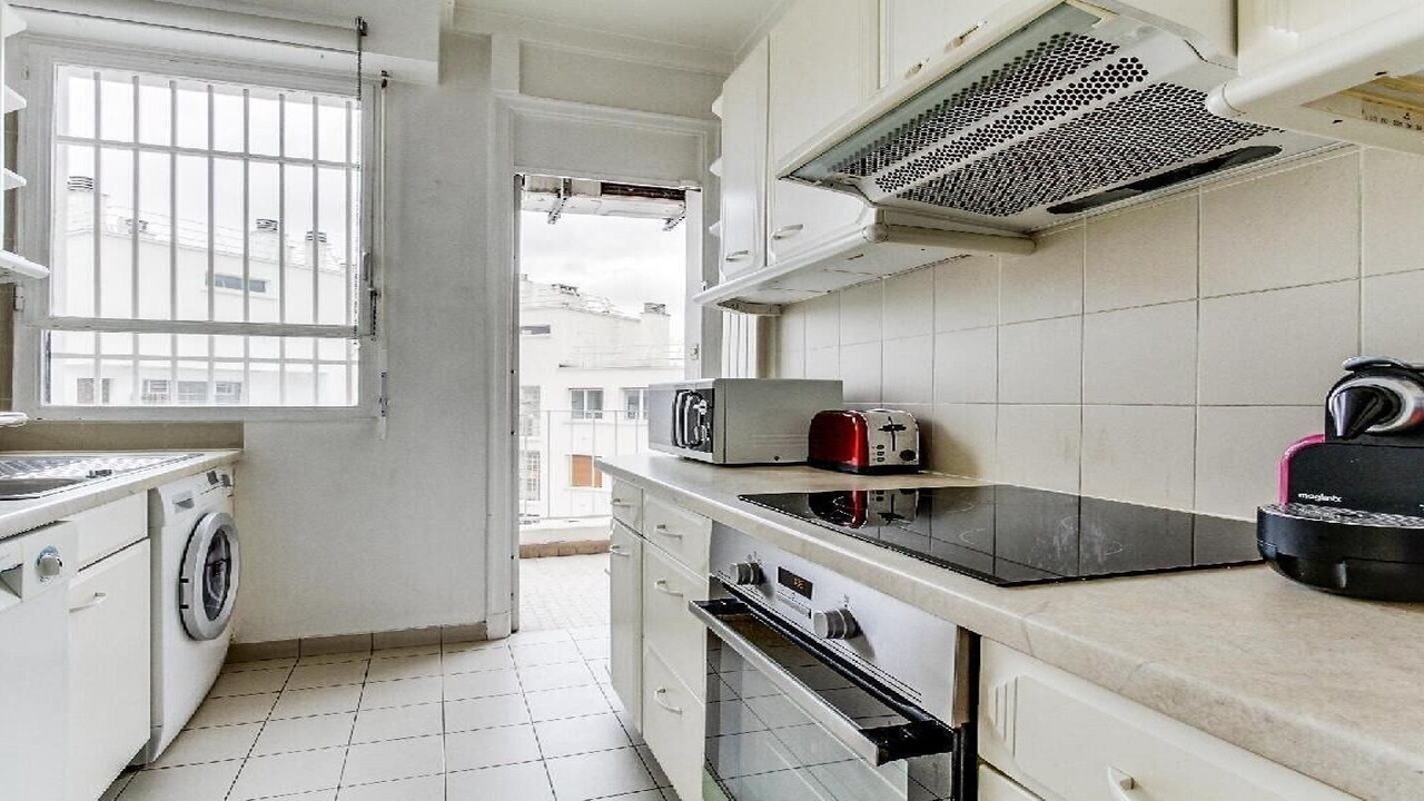 Photo of Kitchen in Champs-Elysees