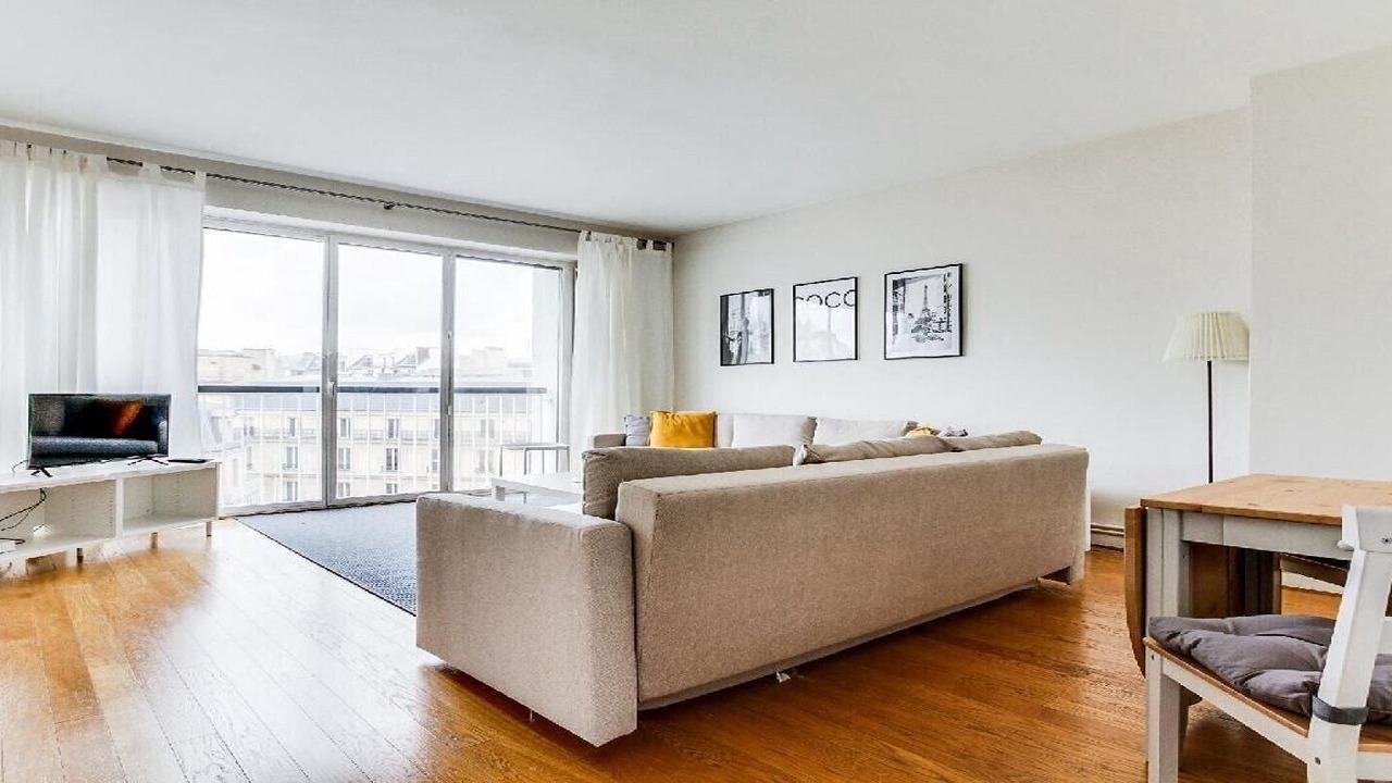 Photo of Livingroom in Champs-Elysees