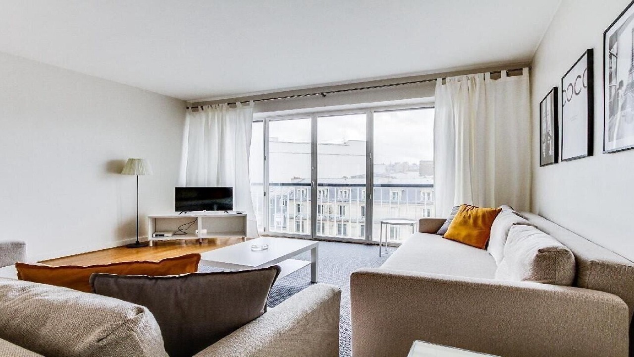 Photo of Livingroom in Champs-Elysees