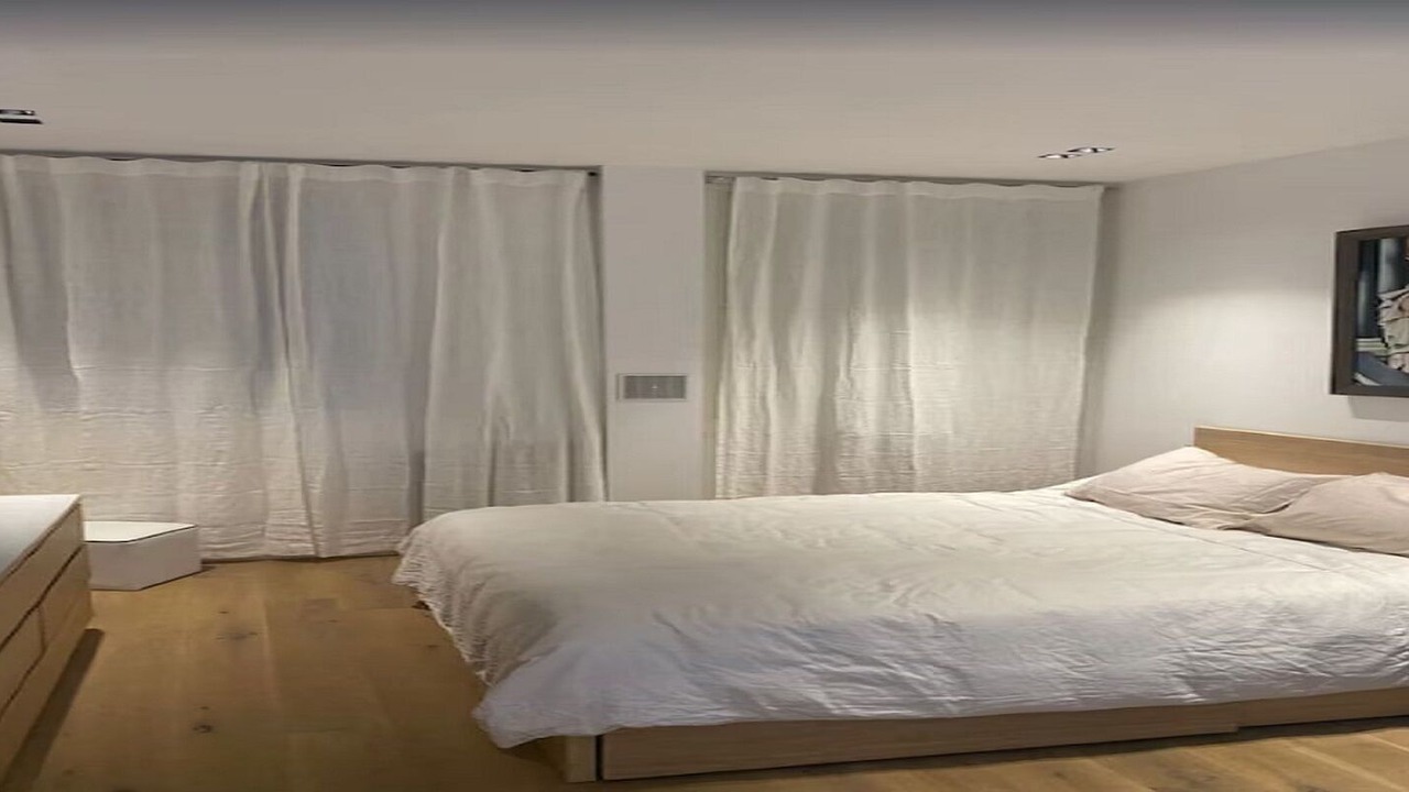 Photo of Bedroom in Chaillot