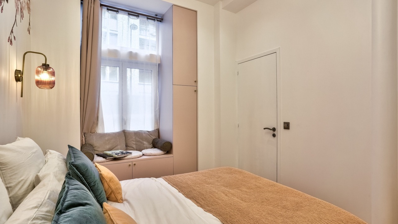 Photo of Bedroom in Grenelle