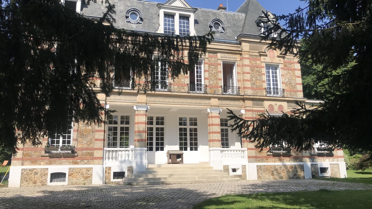 Photo of Outdoor in Garches