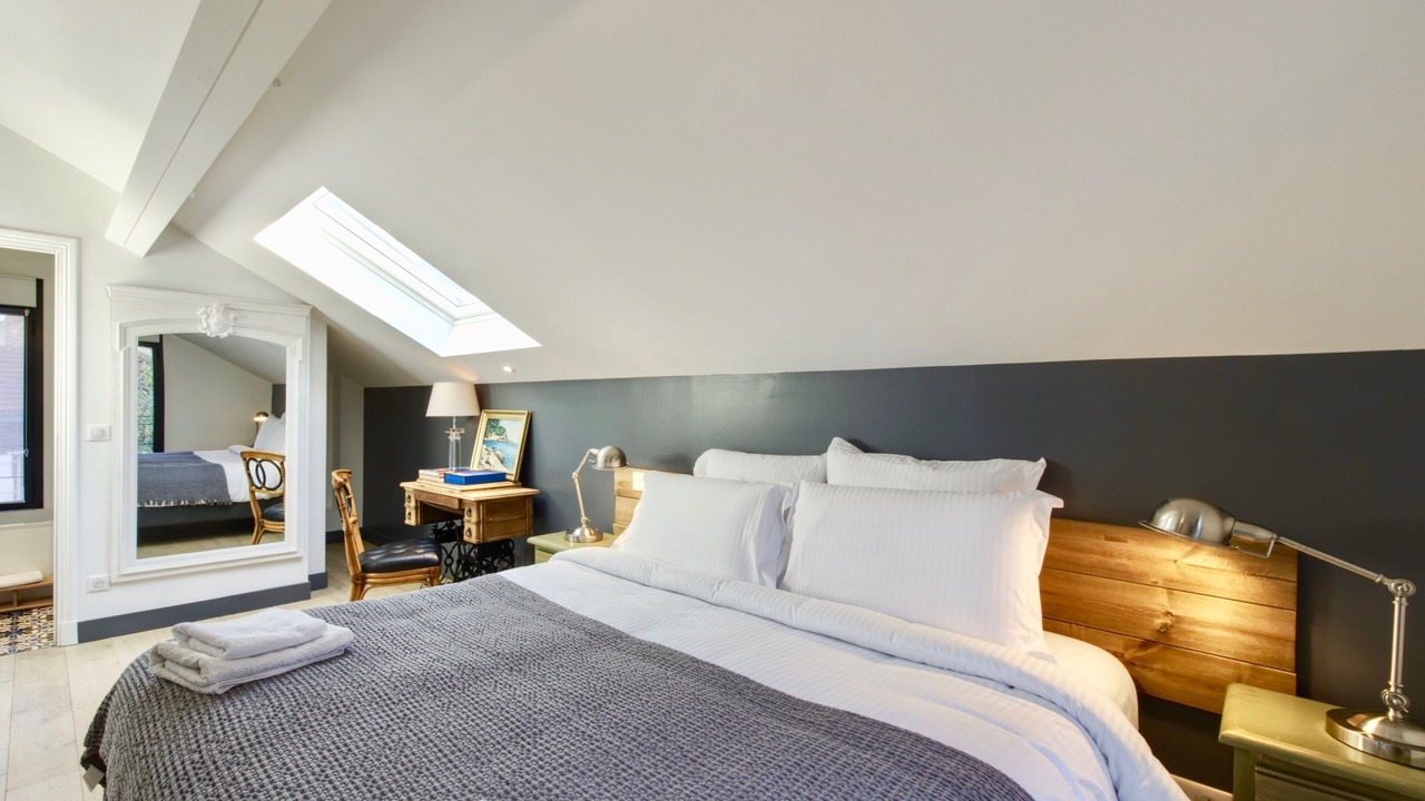 Photo of Bedroom in Puteaux