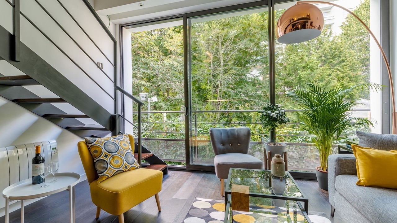 Photo of Livingroom in 15th Arrondissement