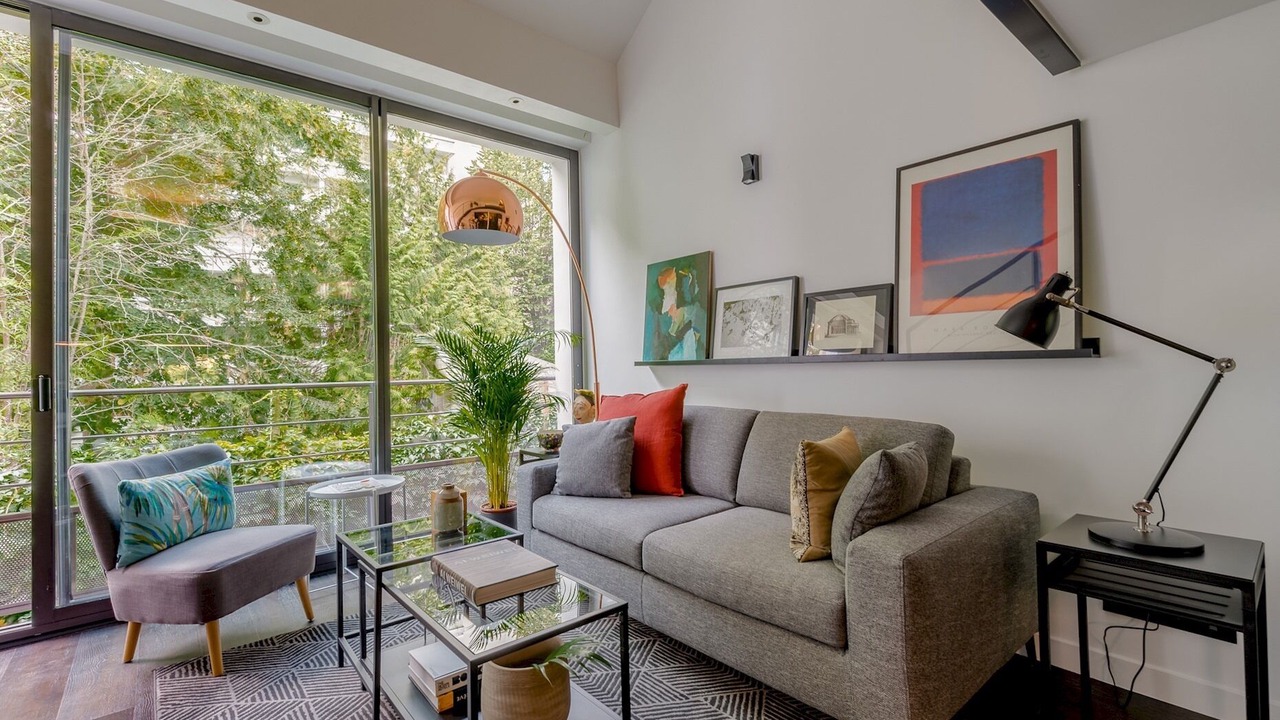 Photo of Livingroom in 15th Arrondissement
