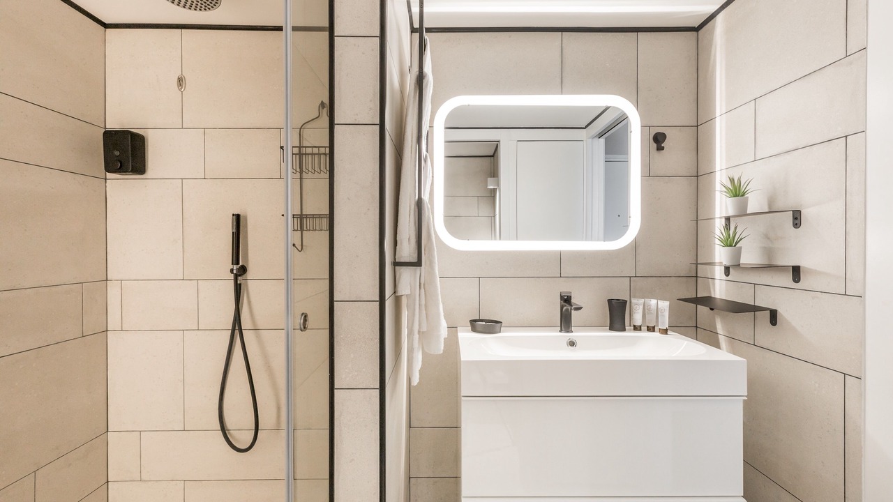 Photo of Bathroom in 15th Arrondissement