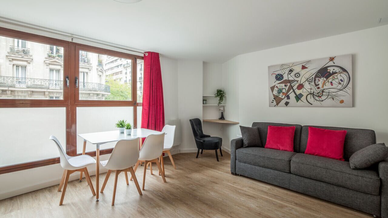 Photo of Livingroom in Quartier de la Folie-Mericourt