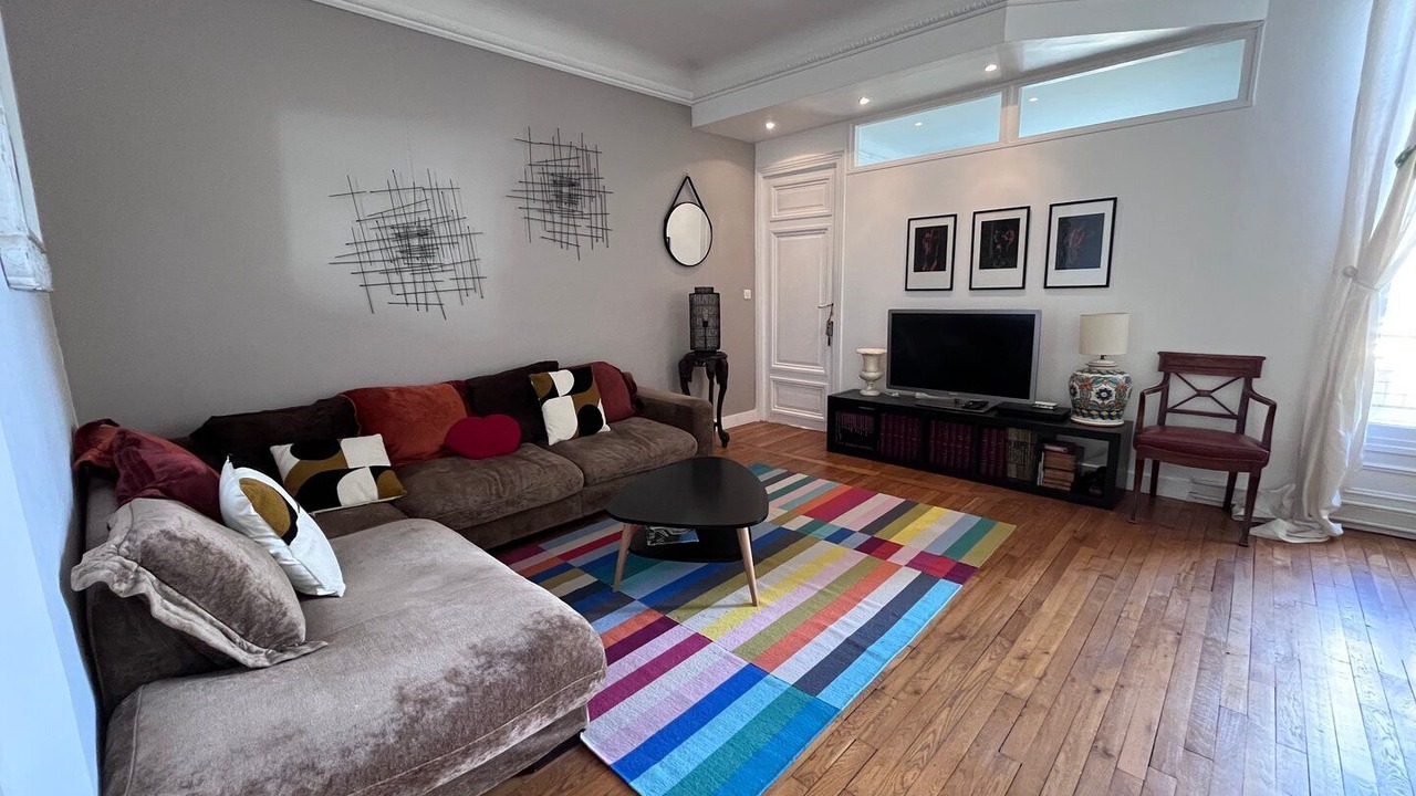 Photo of Livingroom in 16th Arrondissement