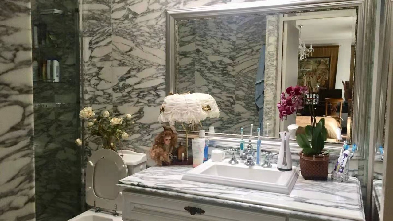 Photo of Bathroom in Sevres