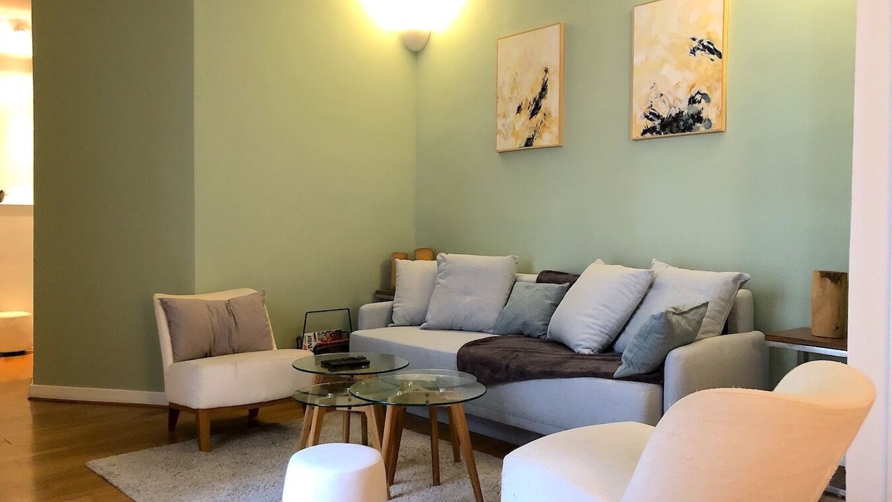 Photo of Livingroom in Chaillot