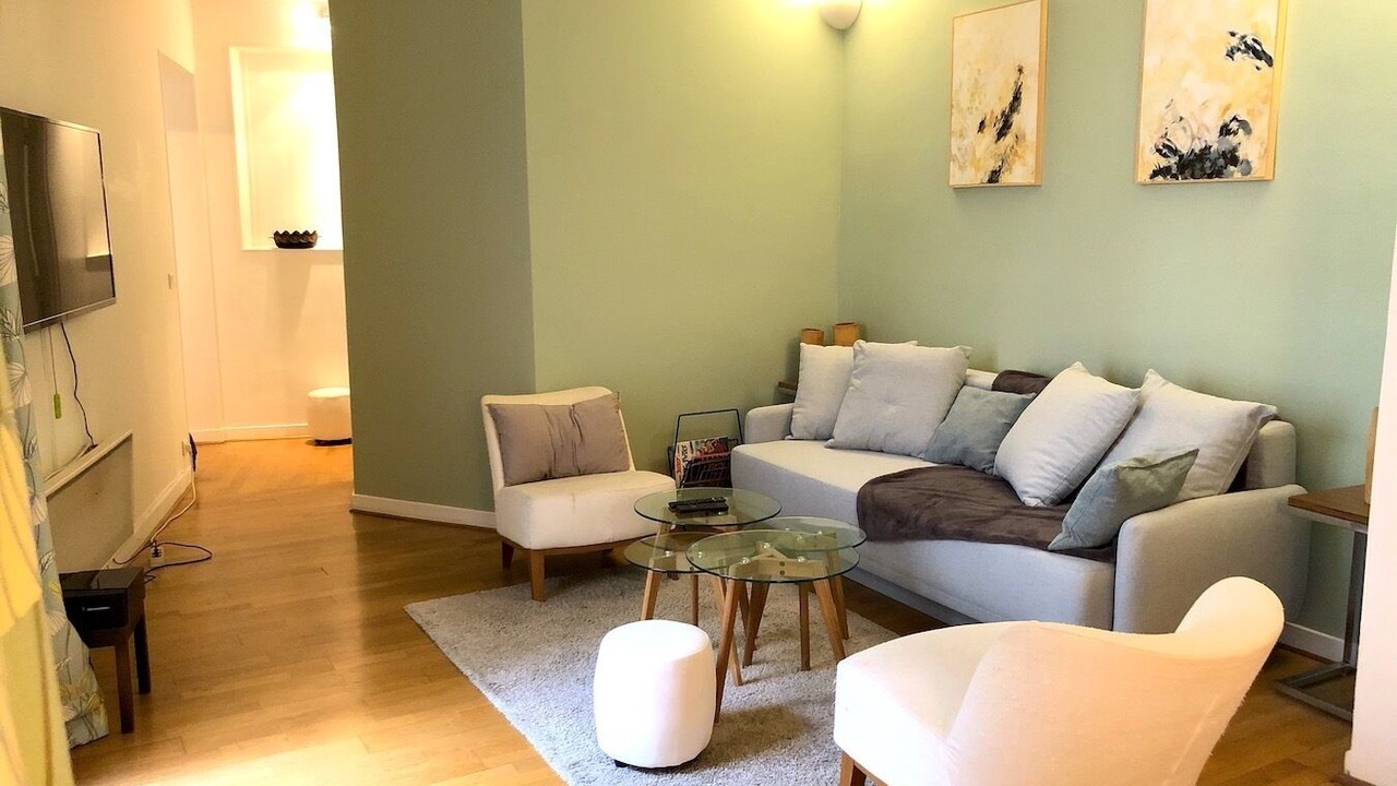 Photo of Livingroom in Chaillot