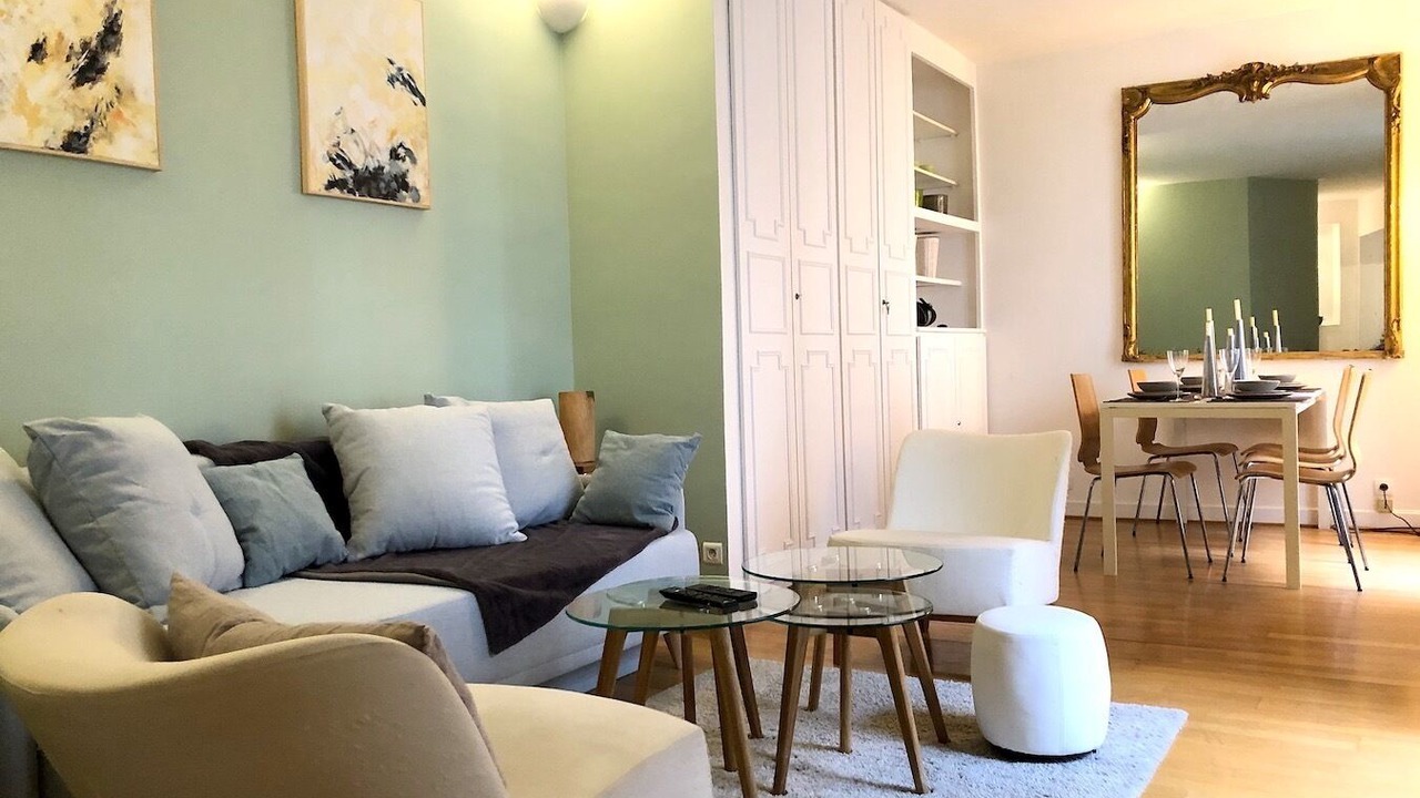 Photo of Livingroom in Chaillot