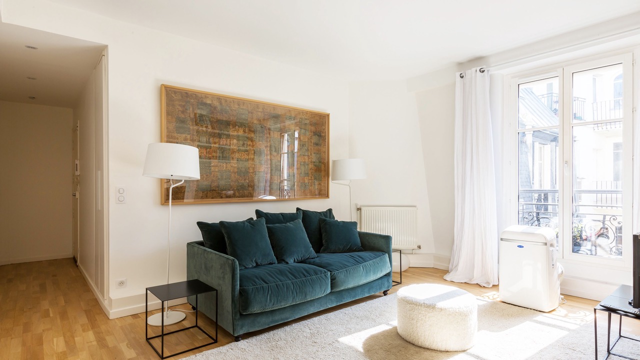 Photo of Livingroom in Chaillot