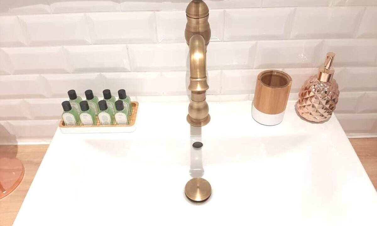 Photo of Bathroom in Quartier de la Folie-Mericourt