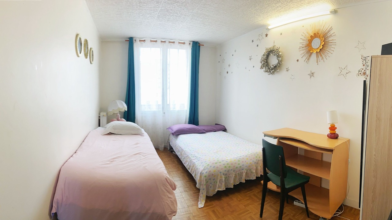 Photo of Bedroom in Thiais