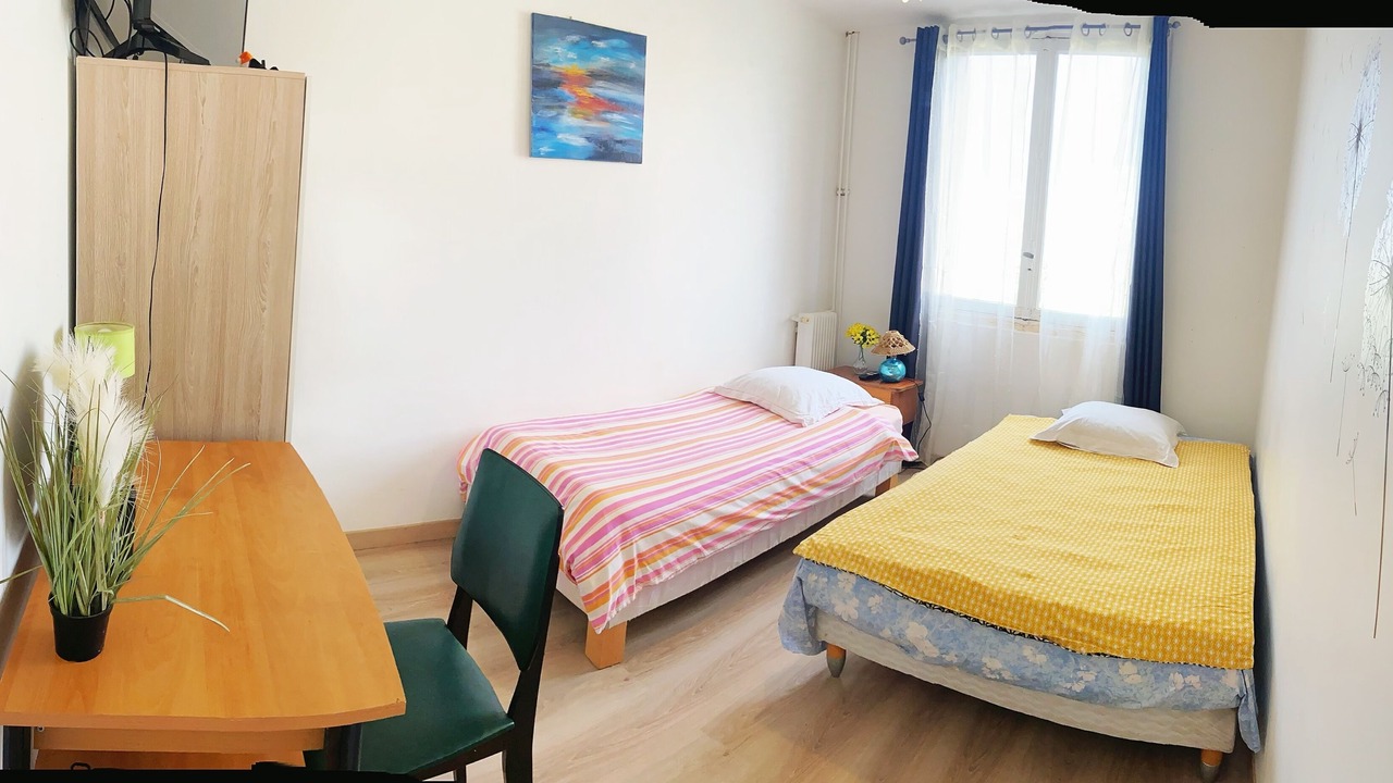 Photo of Bedroom in Thiais