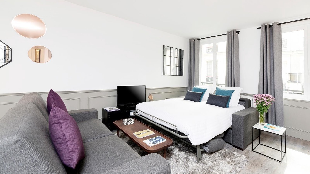 Photo of Bedroom in Arts-et-Metiers